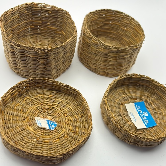 🧺 Vintage Hand-Woven Nesting Baskets – Set of 3 | Mini Boho Organizers - Picture 6 of 16
